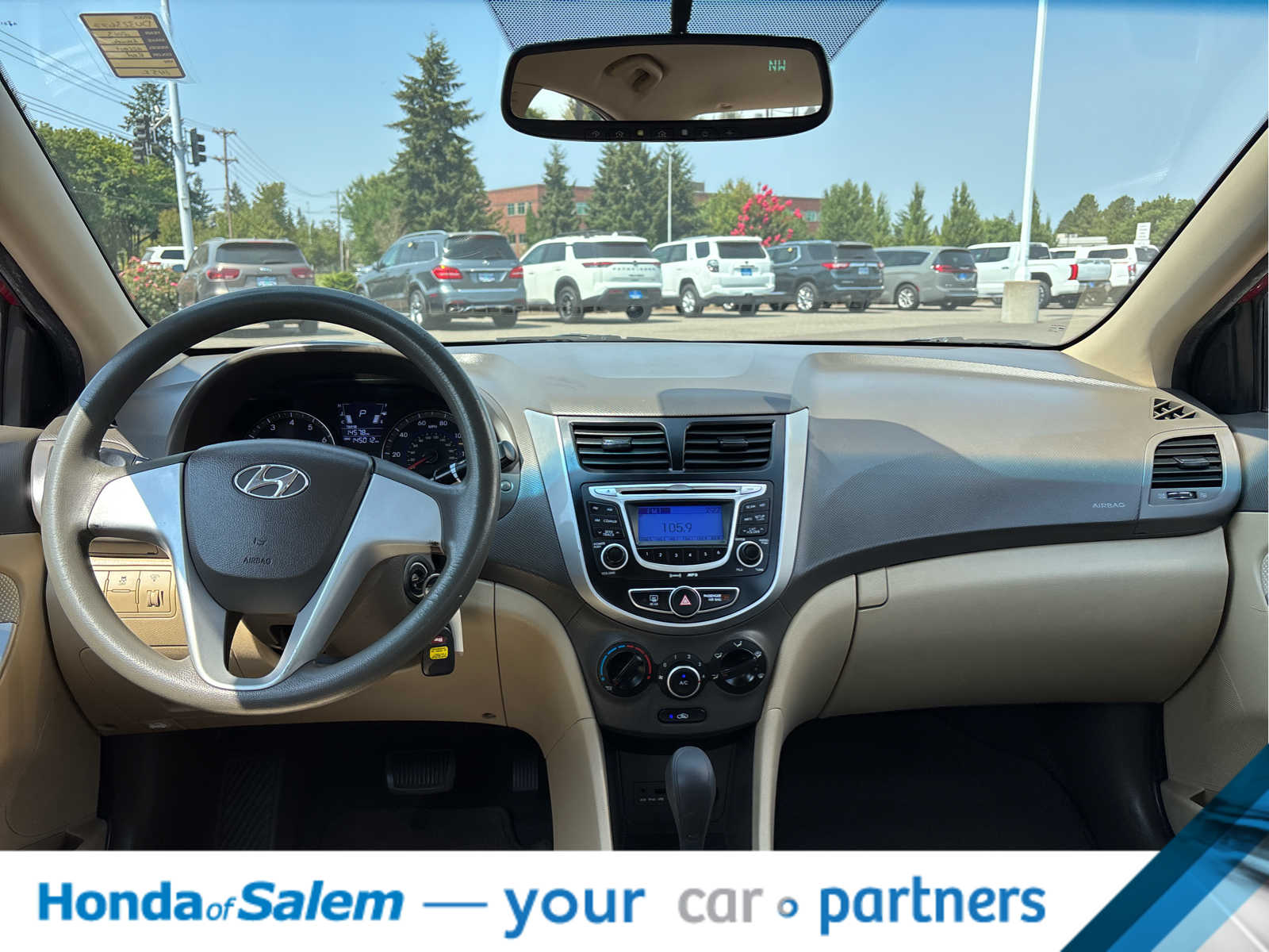 2013 Hyundai Accent GLS - Photo 10