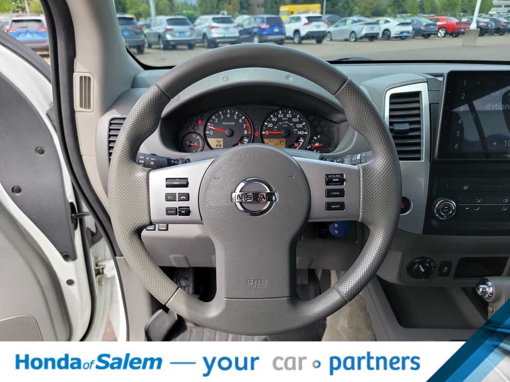 Thumbnail: 2017 Nissan Frontier - 15