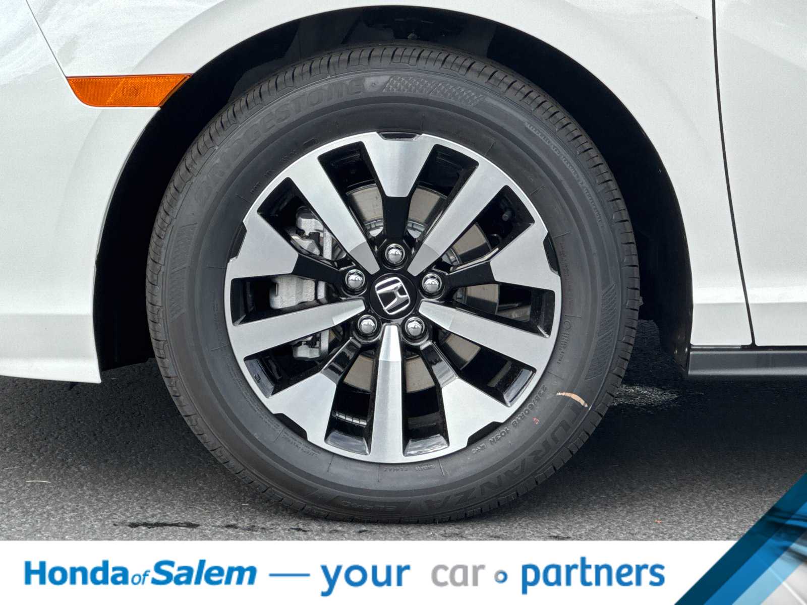 Thumbnail: 2026 Honda Odyssey - 27