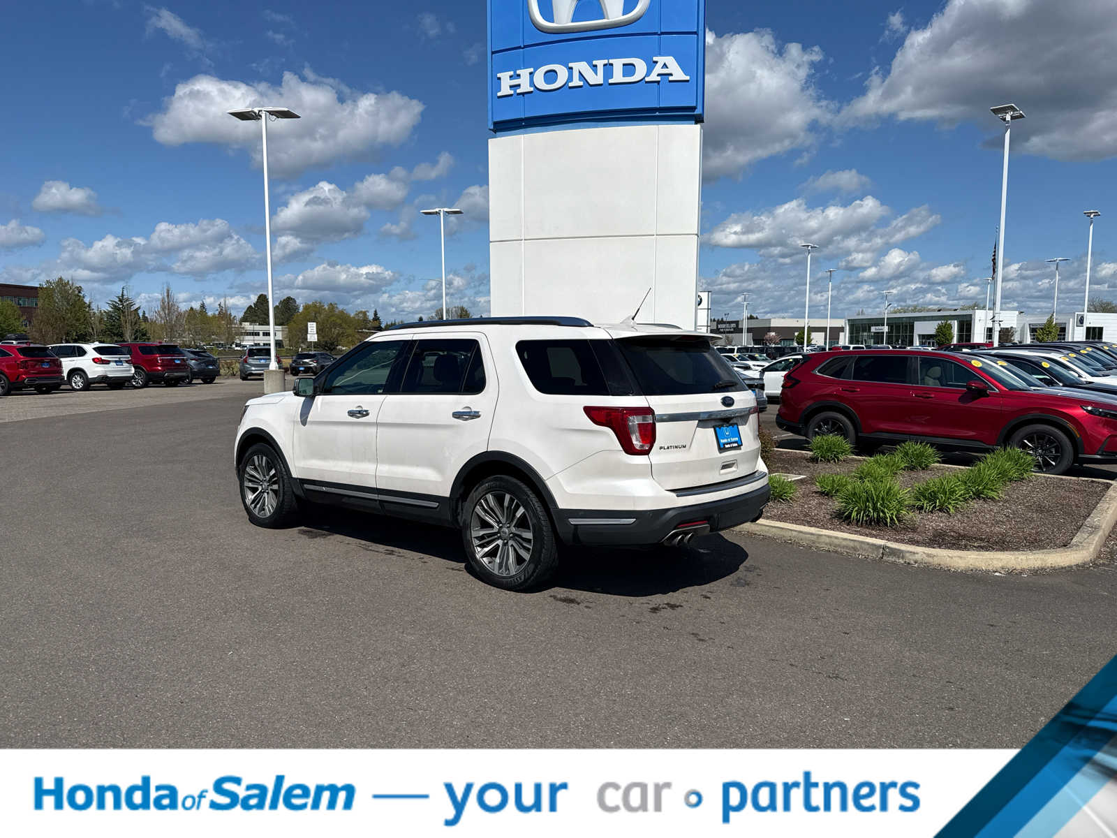 Thumbnail: 2018 Ford Explorer - 4