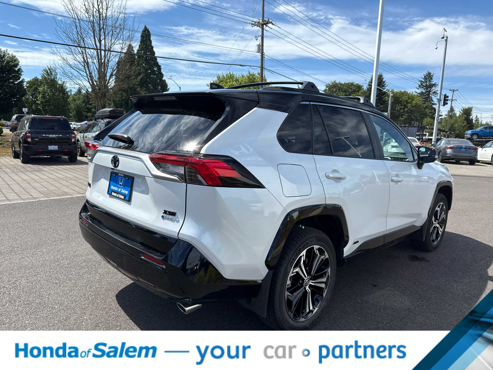 Thumbnail: 2025 Toyota RAV4 - 6
