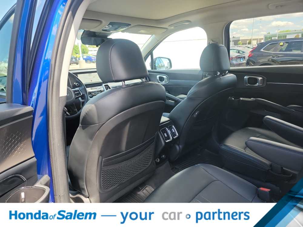 Thumbnail: 2021 Kia Sorento - 12