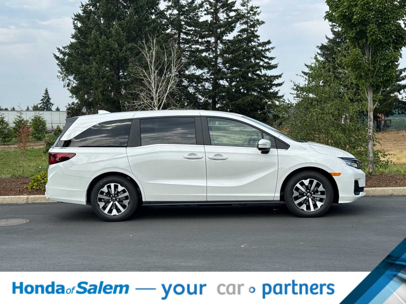 Thumbnail: 2026 Honda Odyssey - 8