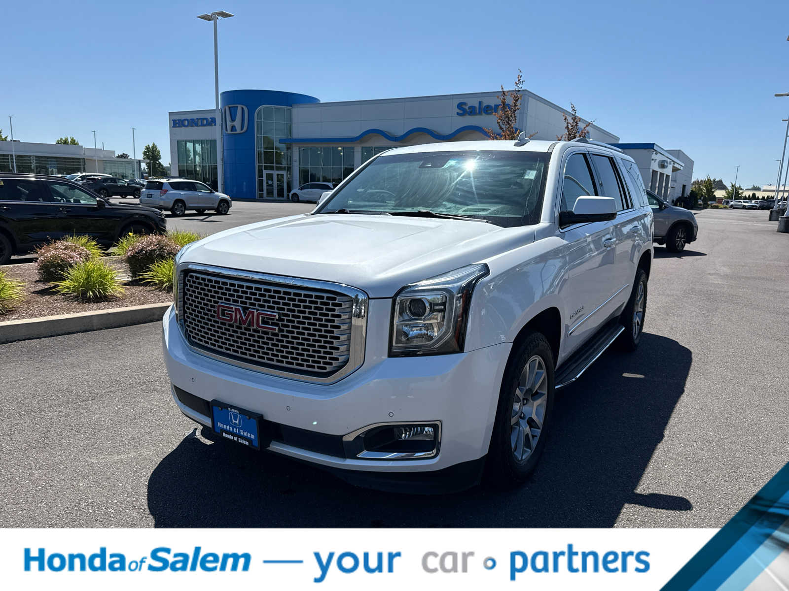Thumbnail: 2017 GMC Yukon - 1