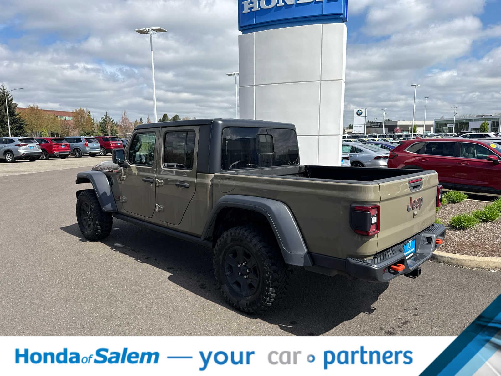 Thumbnail: 2020 Jeep Gladiator - 4