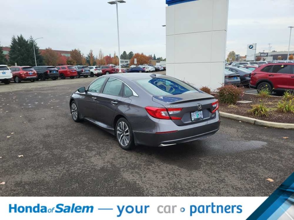 Used 2018 Honda Accord Hybrid Touring Sedan