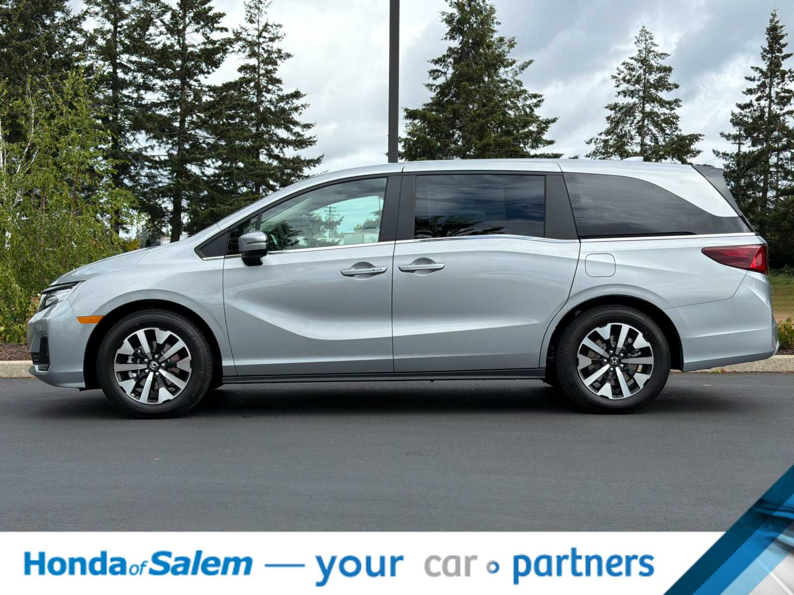 Thumbnail: 2026 Honda Odyssey - 5