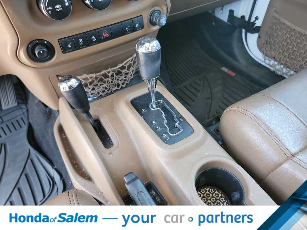 Thumbnail: 2012 Jeep Wrangler - 17