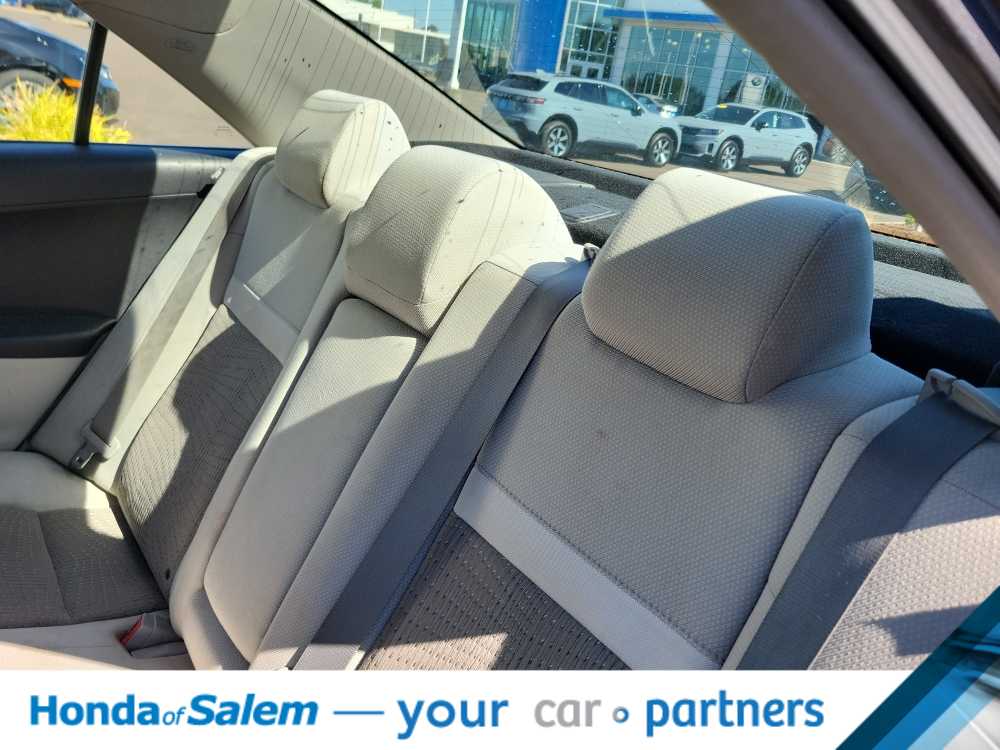 Thumbnail: 2012 Toyota Camry - 13