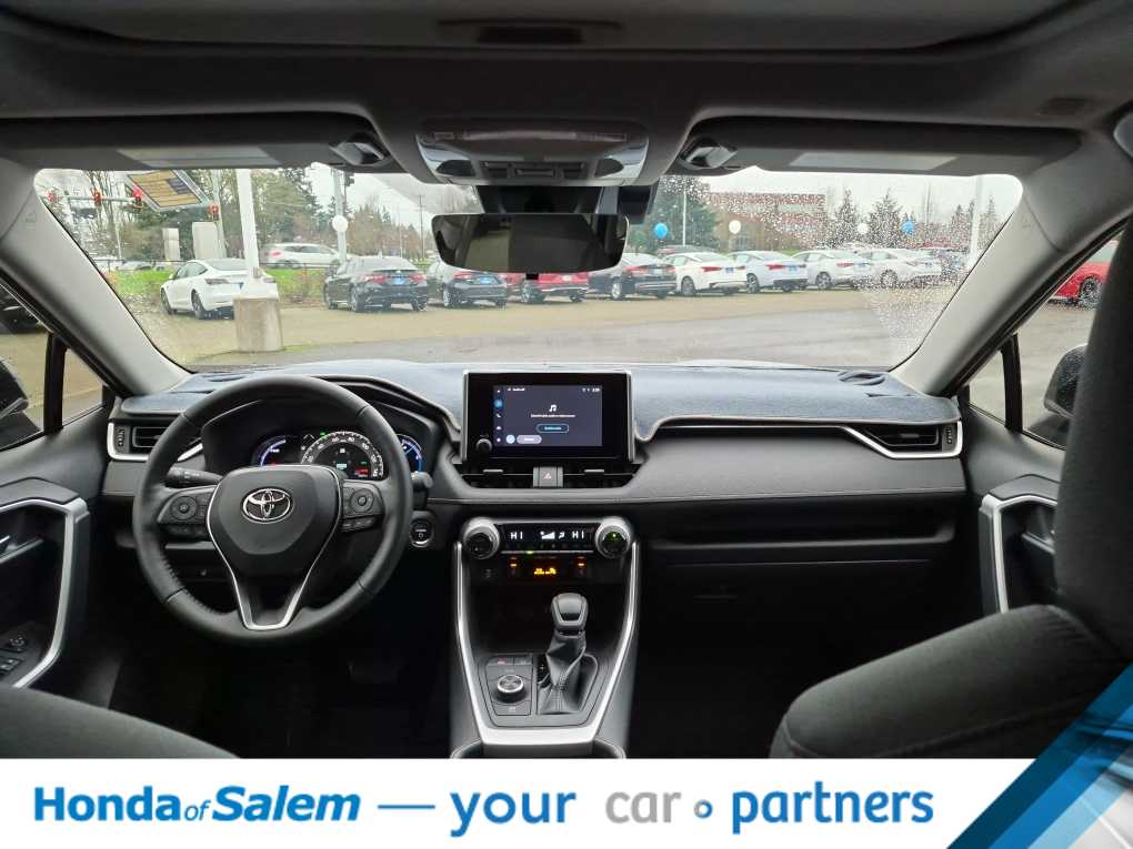 Thumbnail: 2025 Toyota RAV4 - 10