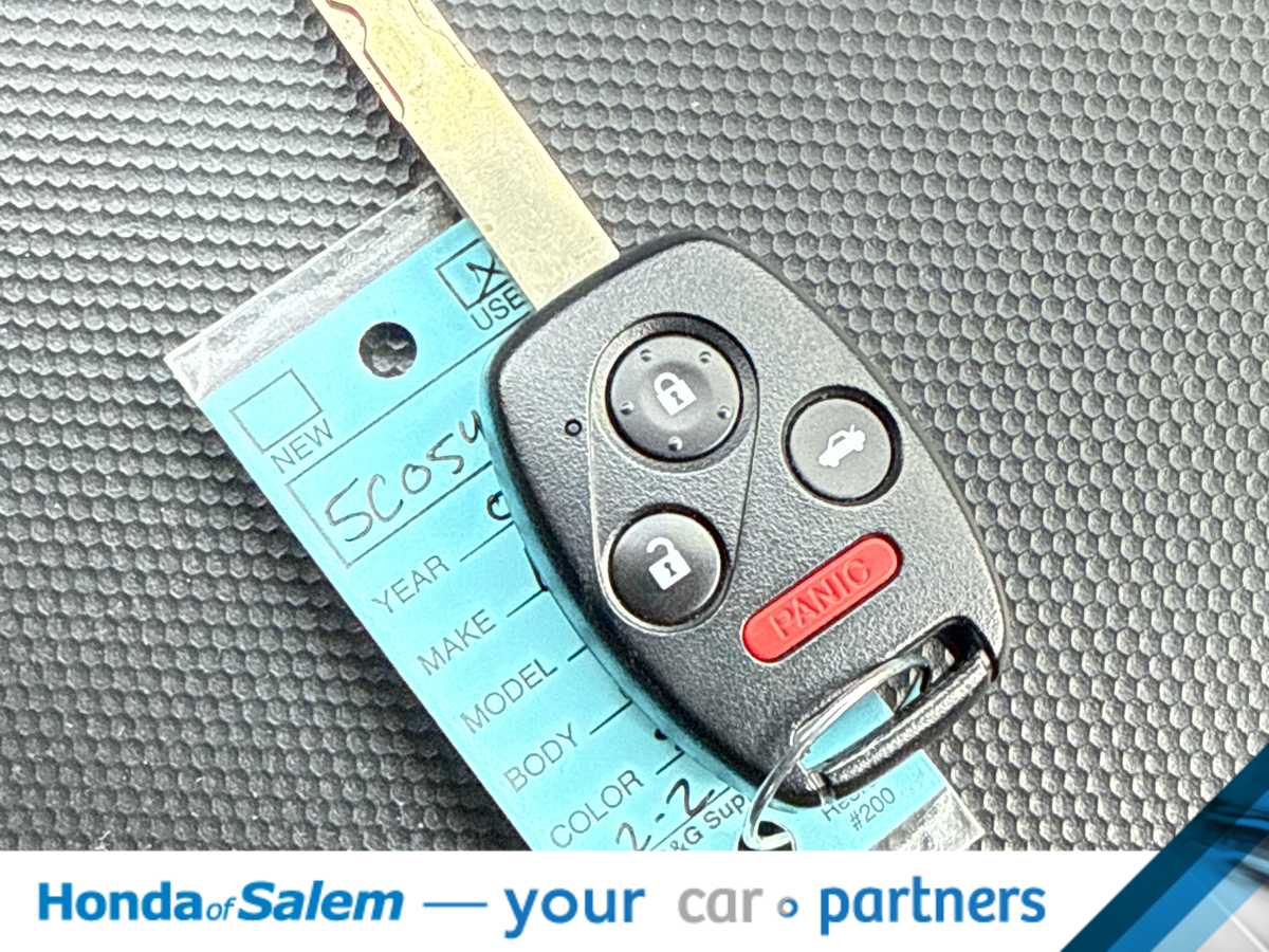 Thumbnail: 2005 Honda CR-V - 19