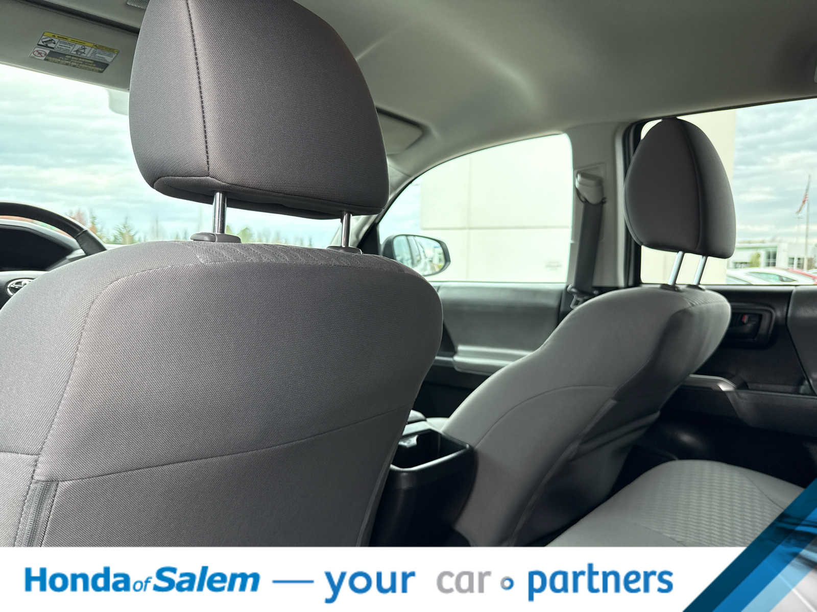 Thumbnail: 2021 Toyota Tacoma - 12