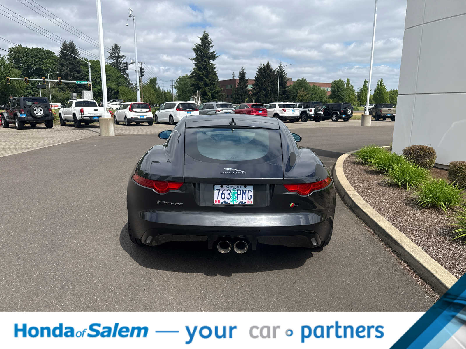 Thumbnail: 2016 Jaguar F-Type - 5