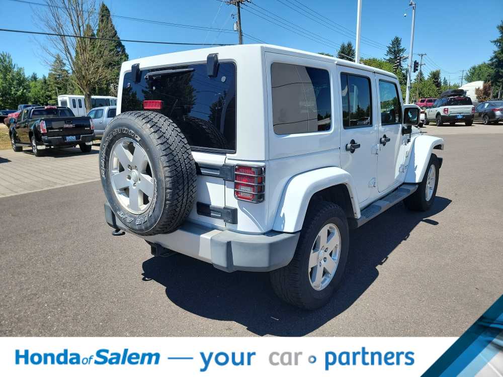 Thumbnail: 2012 Jeep Wrangler - 21