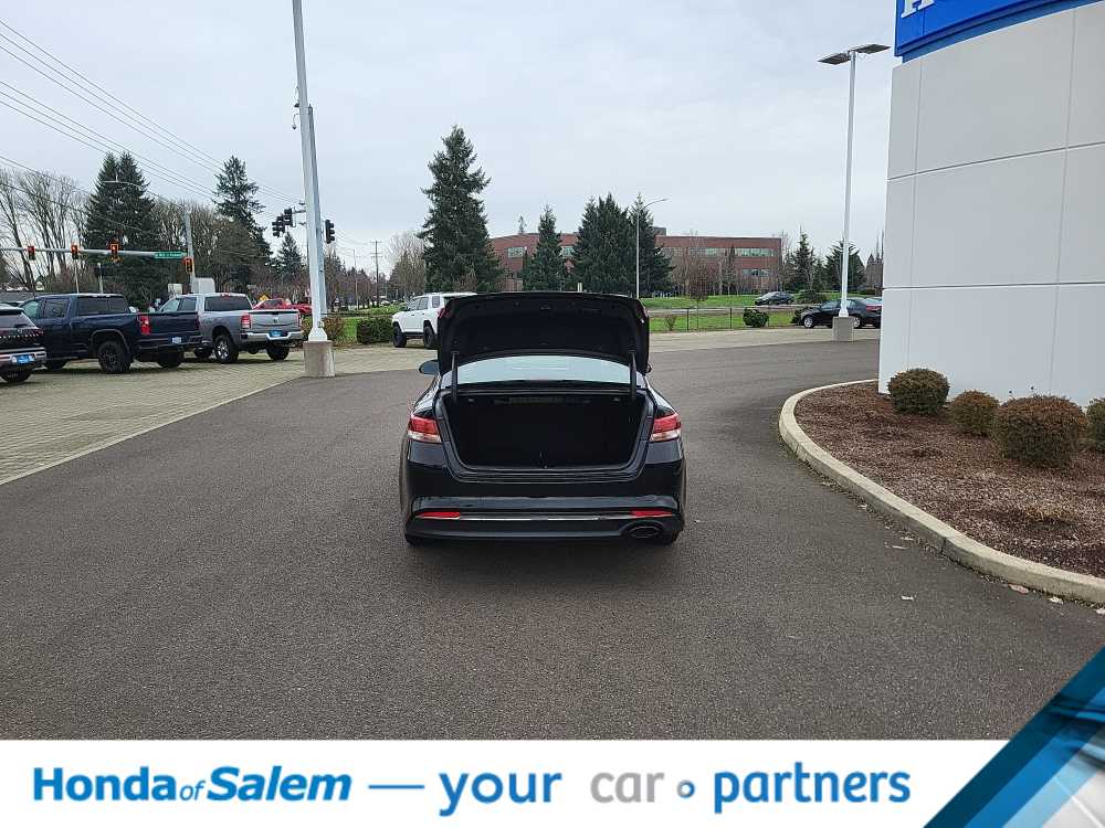 Thumbnail: 2016 Kia Optima - 19