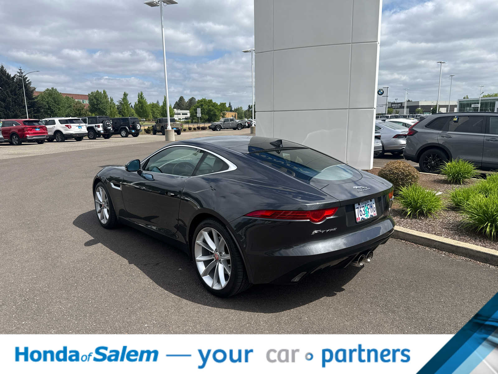 Thumbnail: 2016 Jaguar F-Type - 4