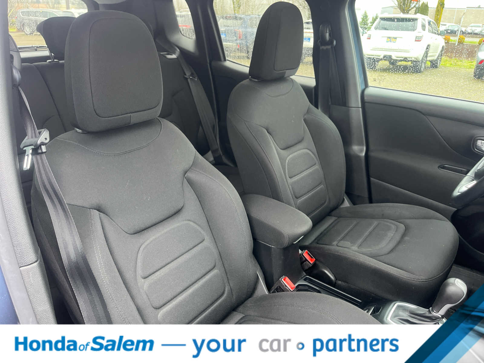 Thumbnail: 2020 Jeep Renegade - 14