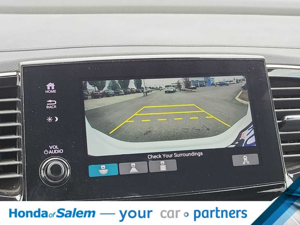 Thumbnail: 2022 Honda Pilot - 25