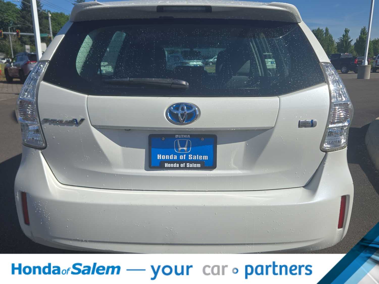Thumbnail: 2012 Toyota Prius v - 5