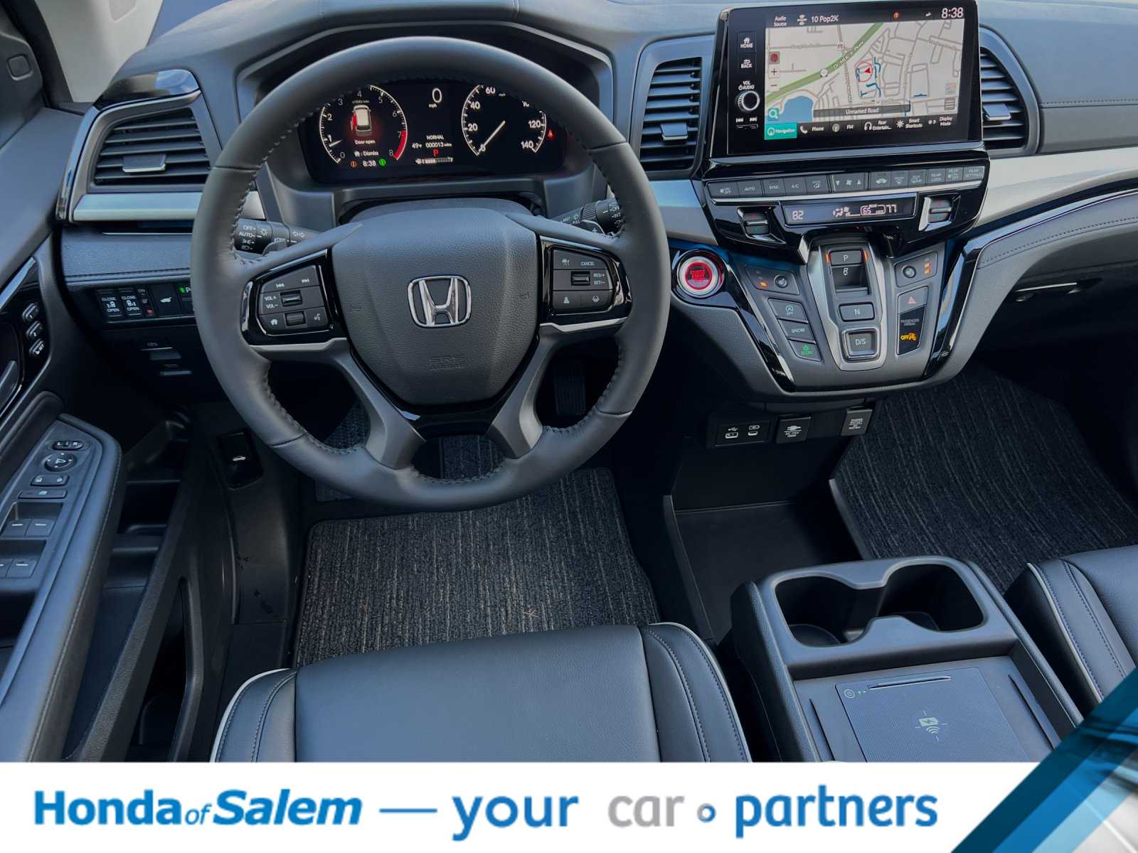 2025 Honda Odyssey Touring 14