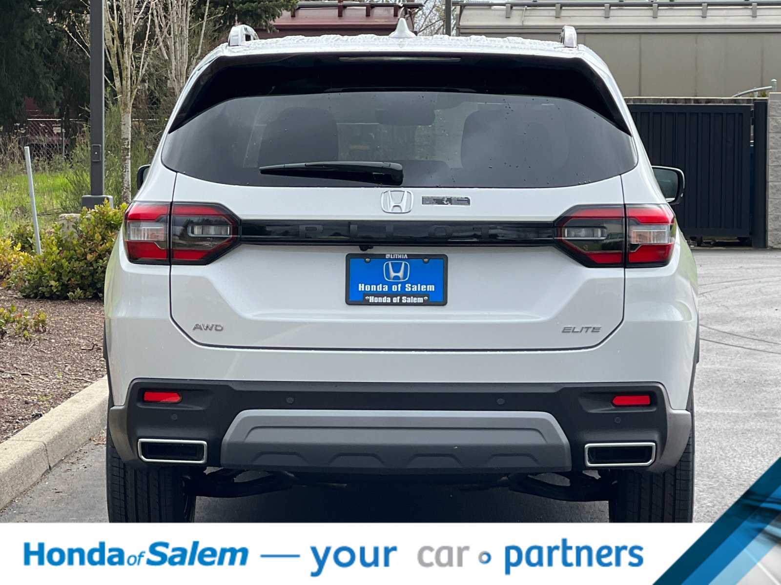 Thumbnail: 2025 Honda Pilot - 8