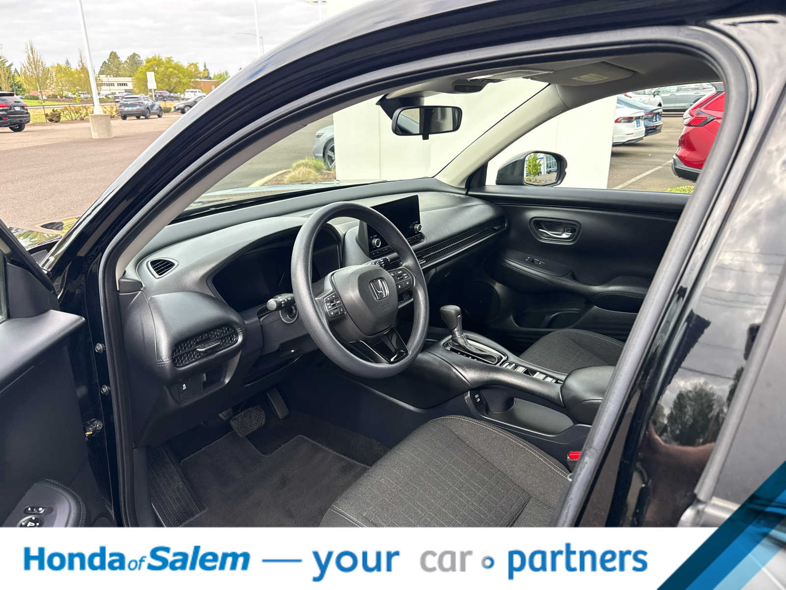 Thumbnail: 2024 Honda HR-V - 2