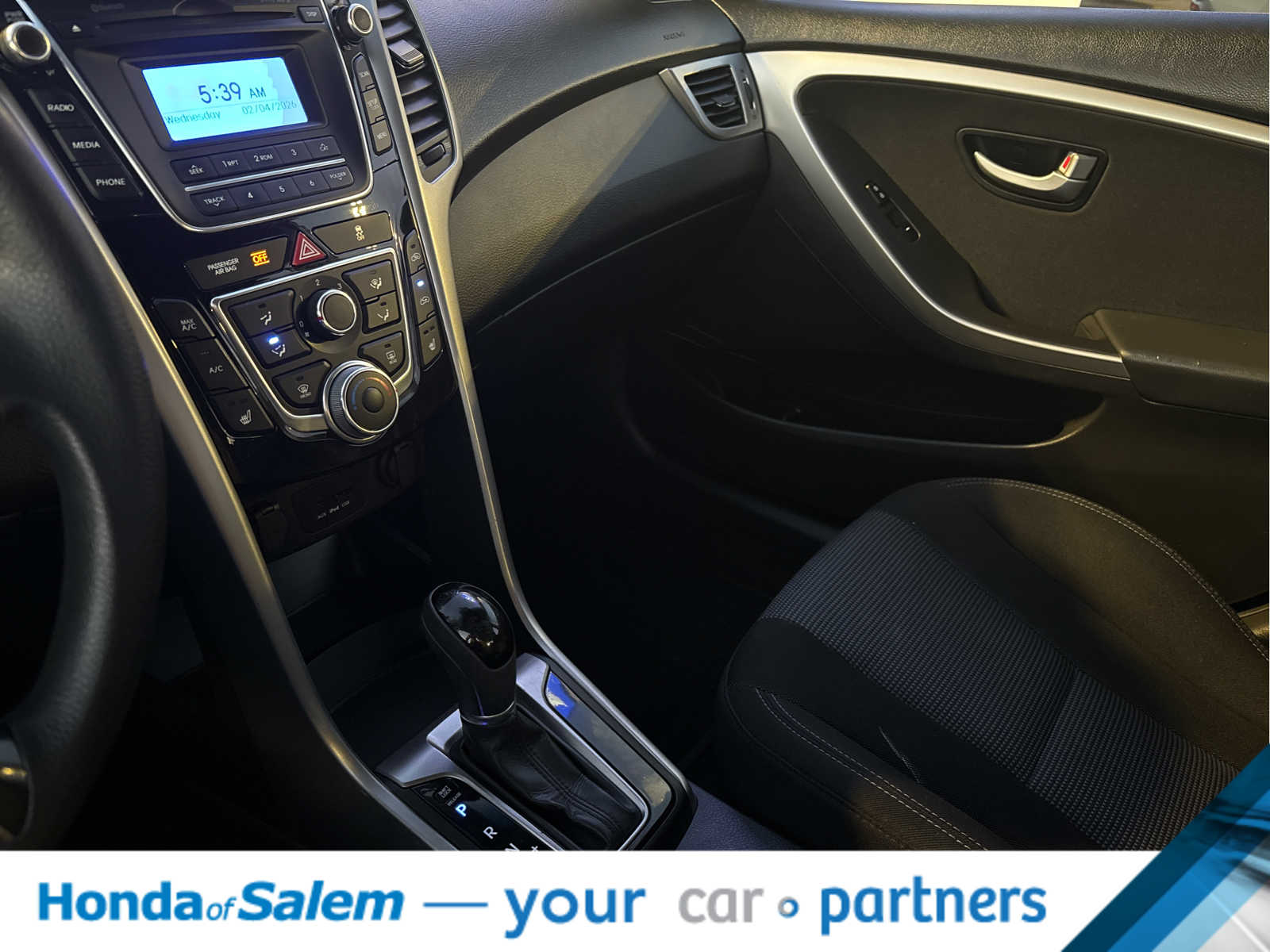 Thumbnail: 2014 Hyundai Elantra - 21