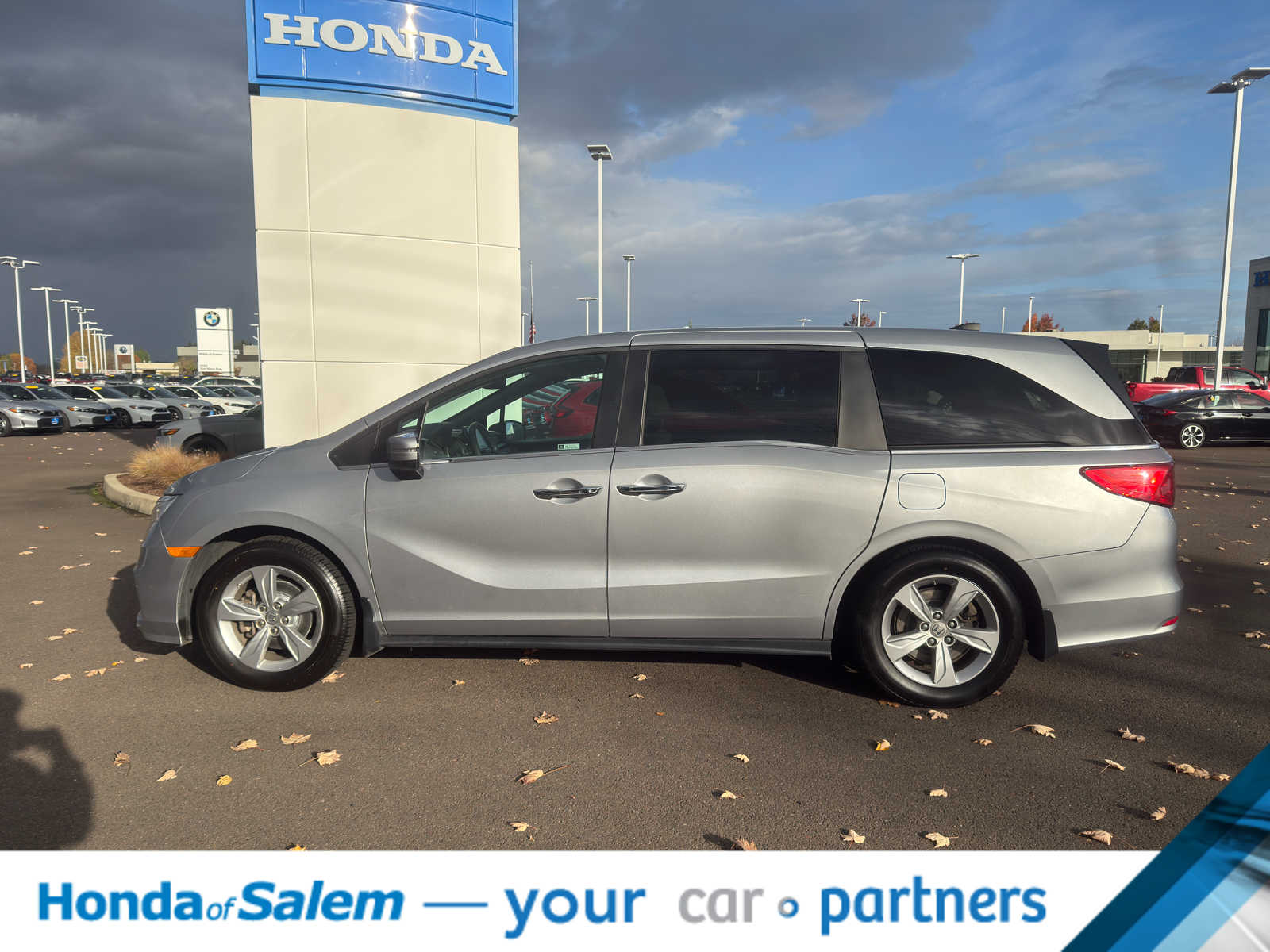 Thumbnail: 2019 Honda Odyssey - 3