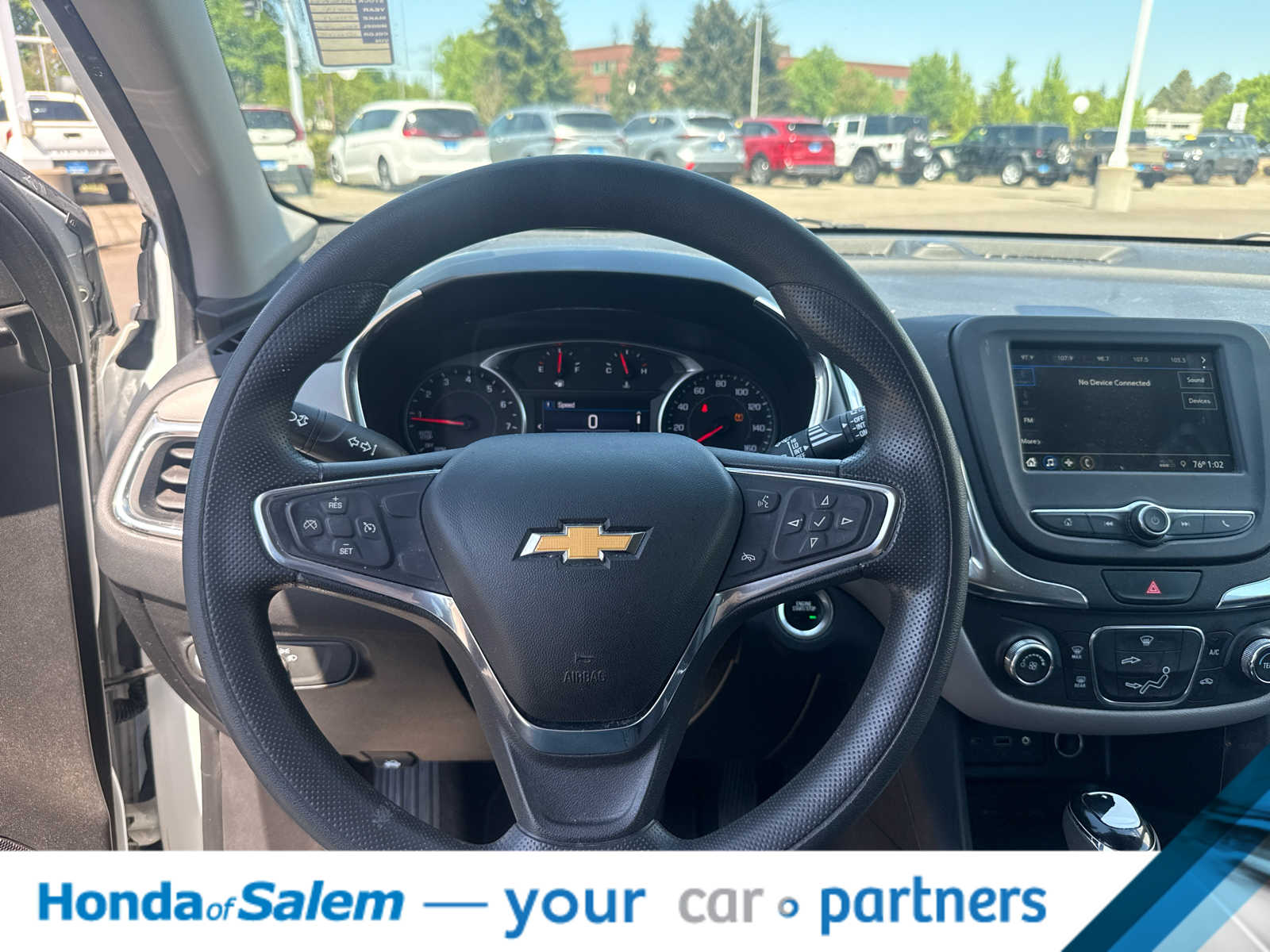 Thumbnail: 2019 Chevrolet Equinox - 15