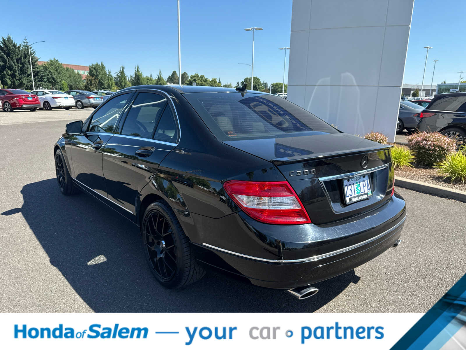 Thumbnail: 2011 Mercedes-Benz C-Class - 4