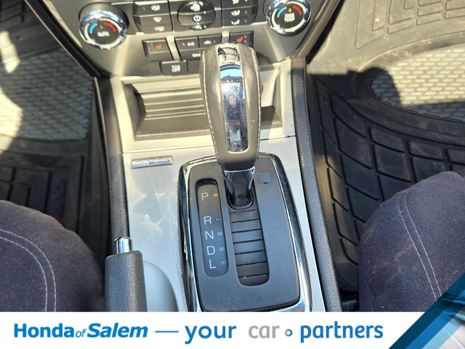 Thumbnail: 2012 Ford Fusion - 18