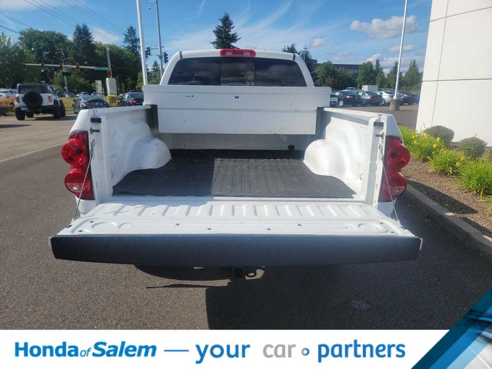 Thumbnail: 2008 Dodge Ram 1500 - 21