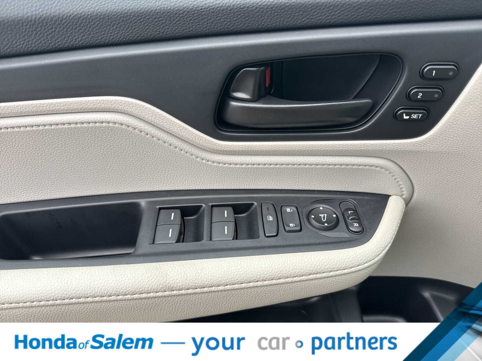 Thumbnail: 2026 Honda Odyssey - 12