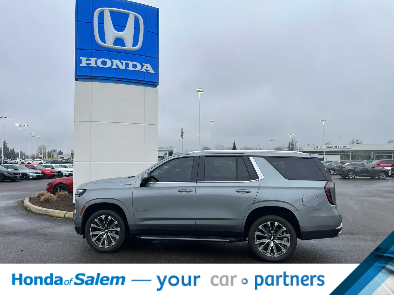 Thumbnail: 2025 Chevrolet Tahoe - 3