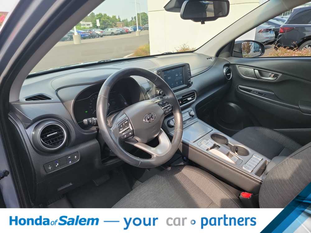 Used 2019 Hyundai Kona EV SEL with VIN KM8K23AG0KU022765 for sale in Salem, OR