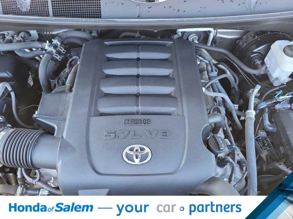 Thumbnail: 2017 Toyota Sequoia - 9