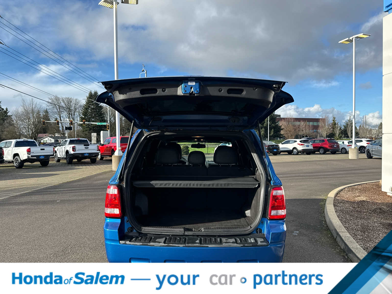 Thumbnail: 2012 Ford Escape - 19