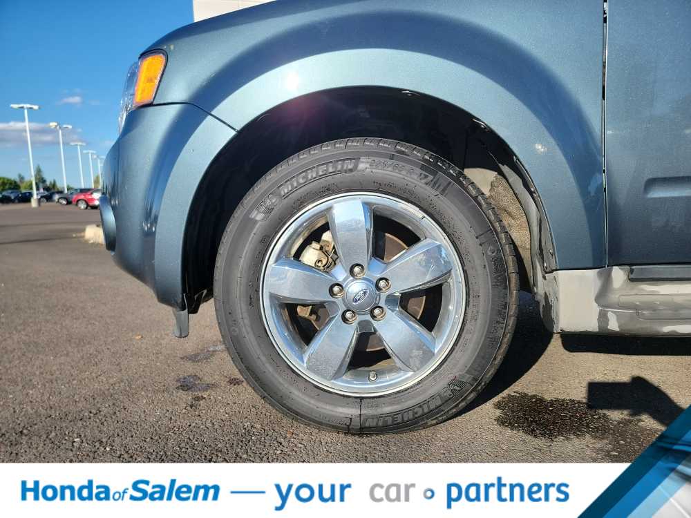 Thumbnail: 2010 Ford Escape - 8
