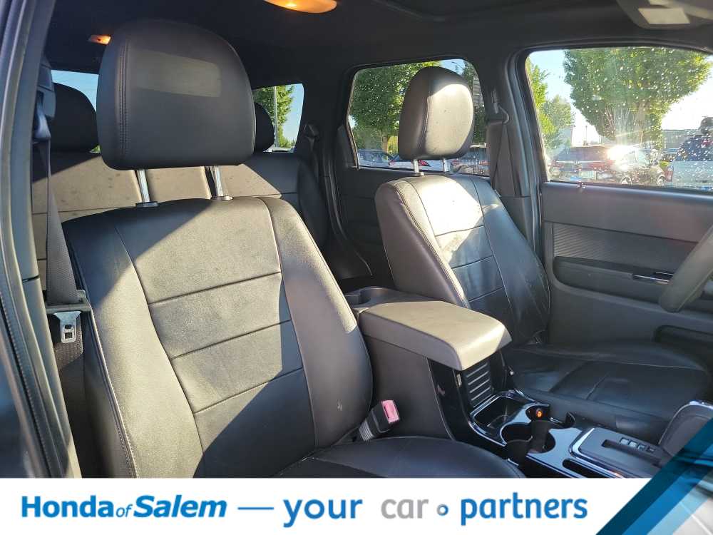 Thumbnail: 2010 Ford Escape - 14