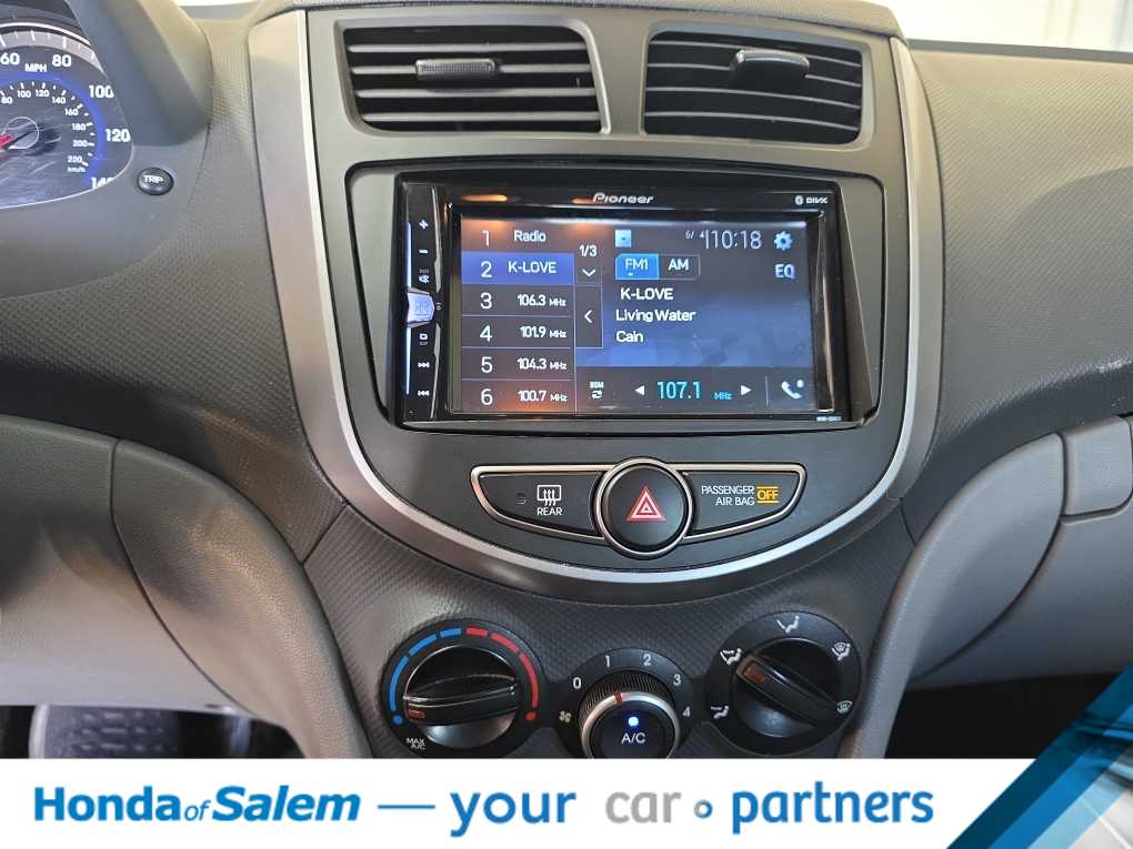 Thumbnail: 2017 Hyundai Accent - 16