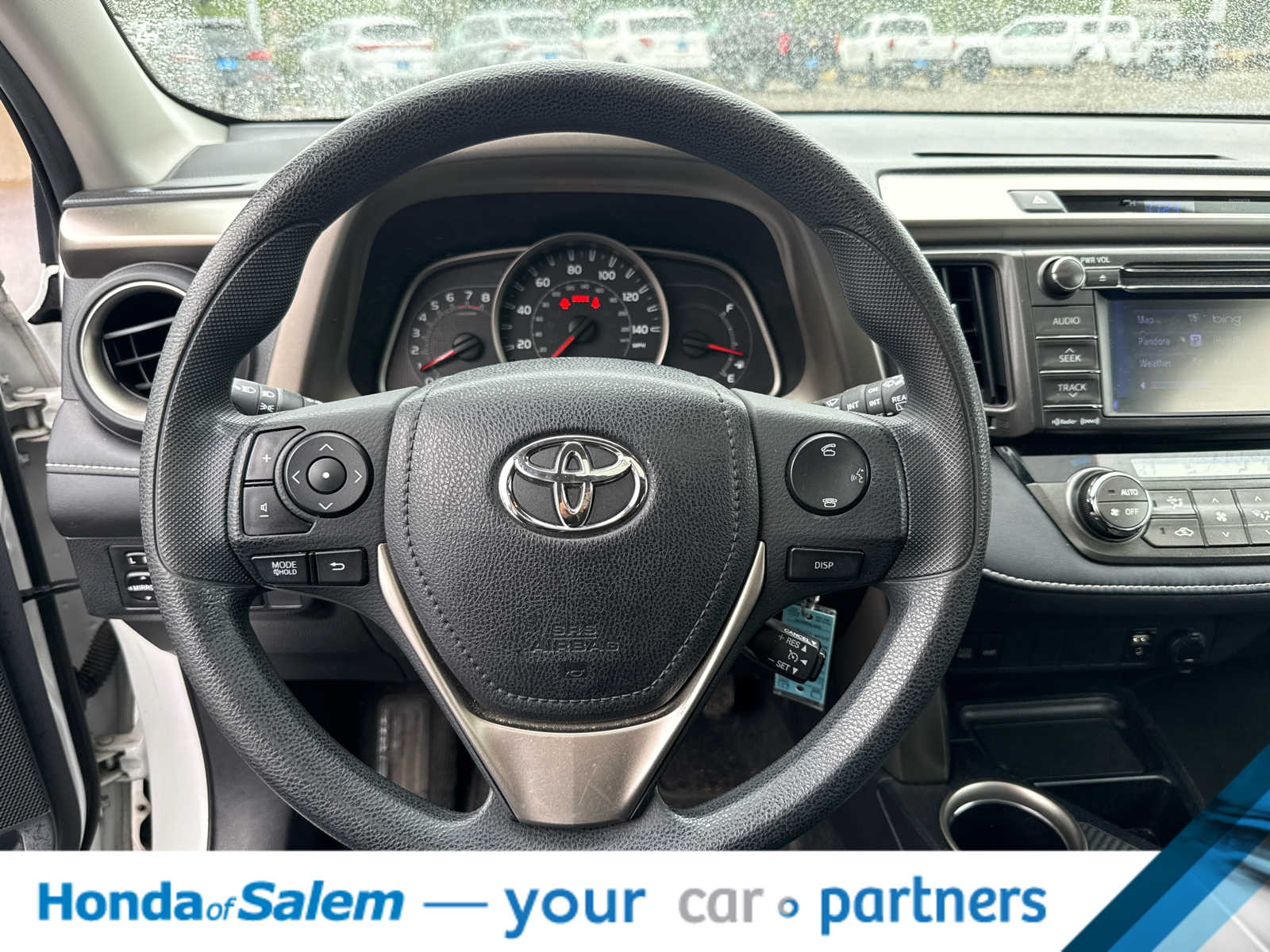 Thumbnail: 2013 Toyota RAV4 - 15