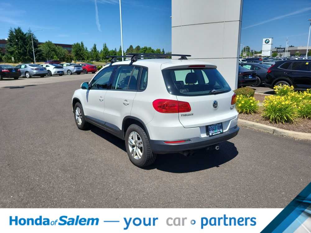 2013 Volkswagen Tiguan S 4