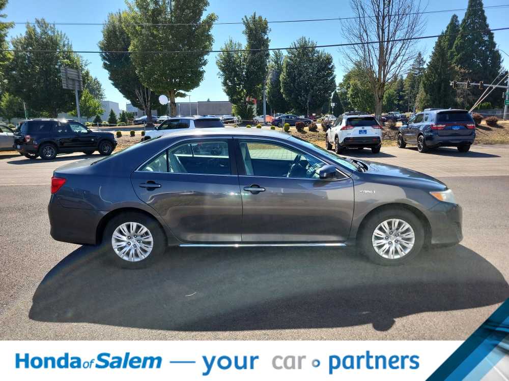 Thumbnail: 2012 Toyota Camry - 23