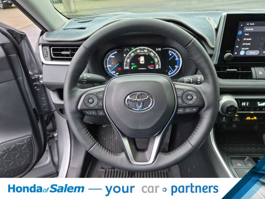 Thumbnail: 2025 Toyota RAV4 - 15