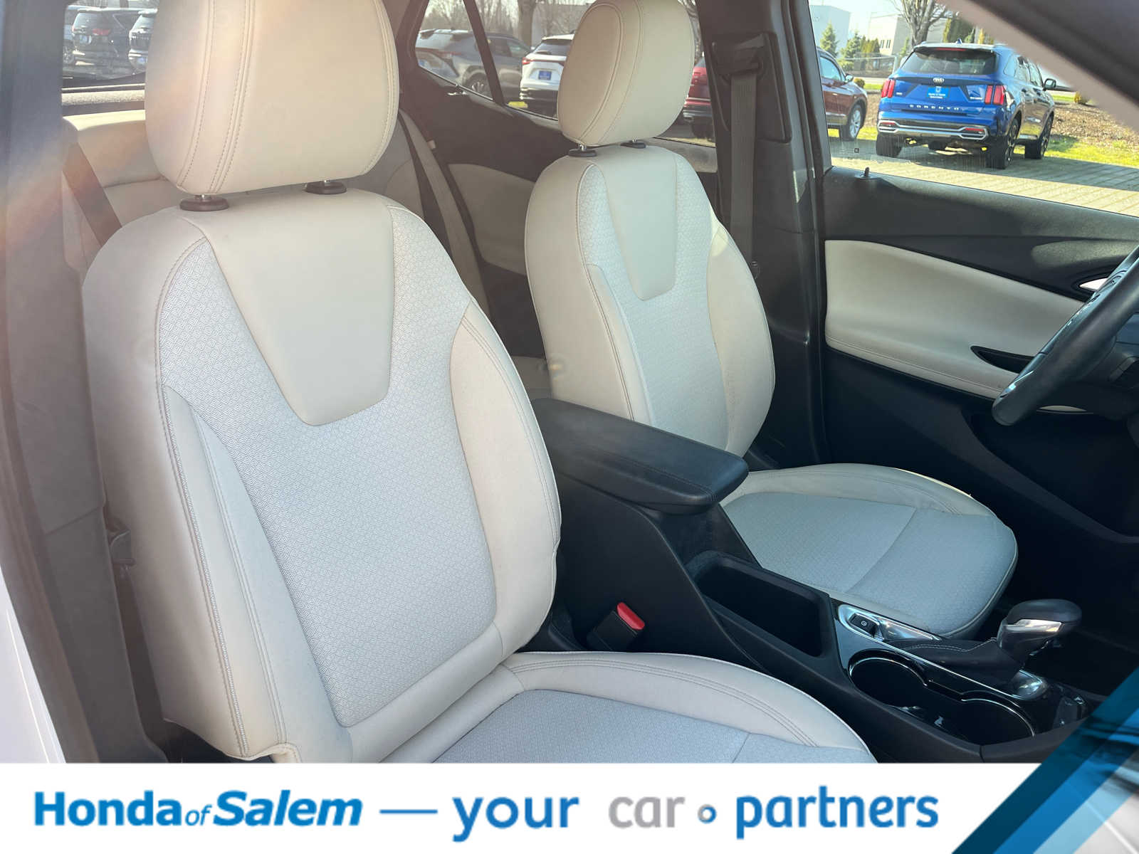 Thumbnail: 2023 Buick Encore GX - 14