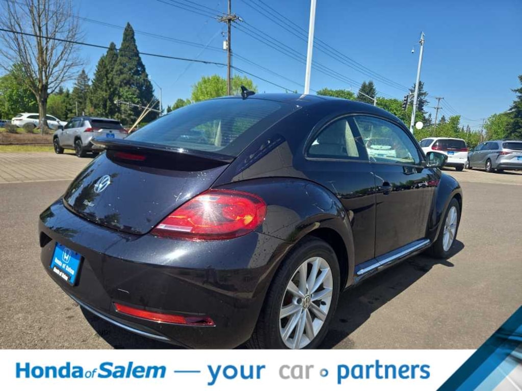 Used 2017 Volkswagen Beetle 1.8T SEL Hatchback