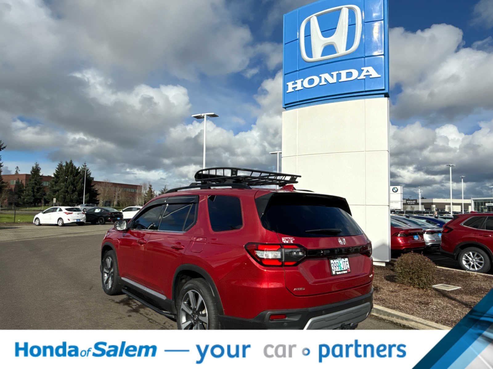 Thumbnail: 2023 Honda Pilot - 4