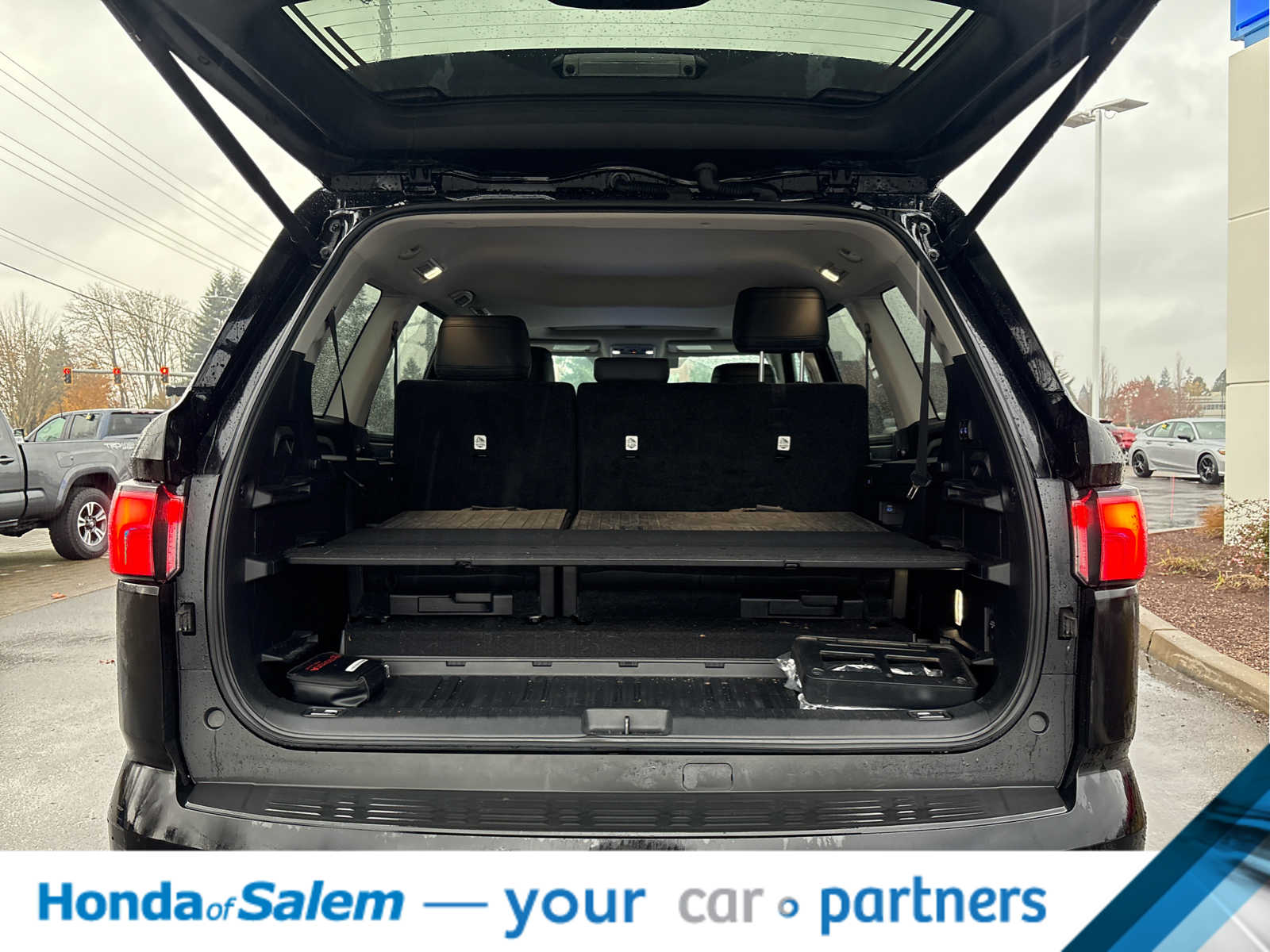 Thumbnail: 2024 Toyota Sequoia - 23