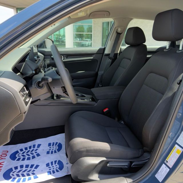 2026 Honda Civic LX - Photo 9