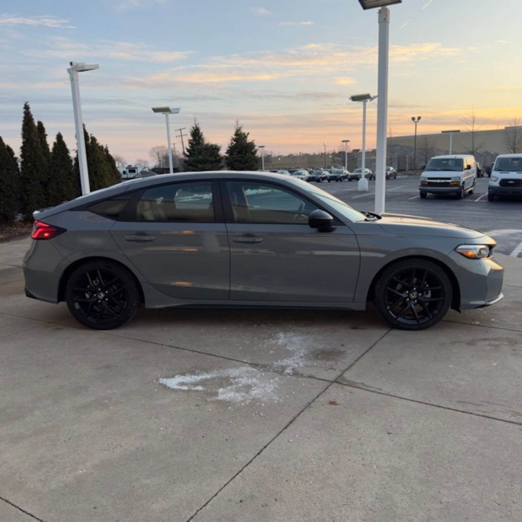 Used 2025 Honda Civic Sport Hatchback